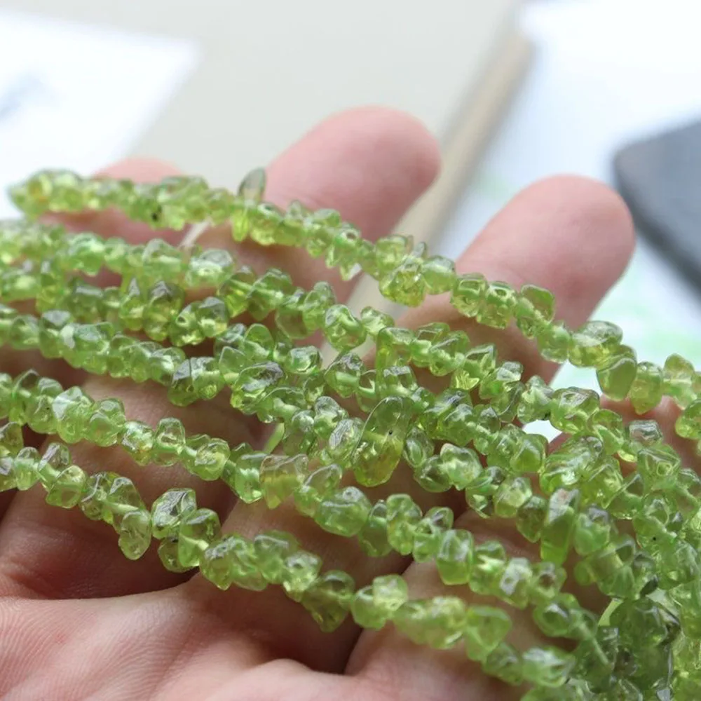 Natural Peridot Chips Gemstone 5-7mm Irregular Shape Olivine Crystal Chip Stones Loose Bead Strands Multiple Usages Applications