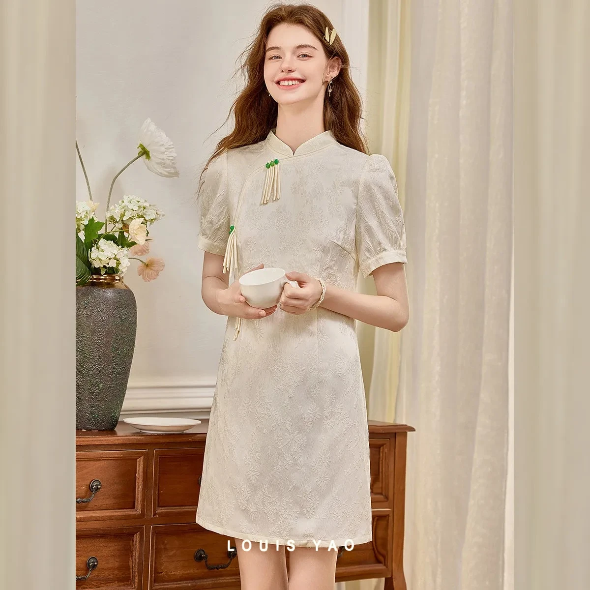 

LOUIS YAO Summer Women's Dress 2026 Elegant Jacquard Stand Collar Exquisite Button Tassel Improved Cheongsam Dress for Women