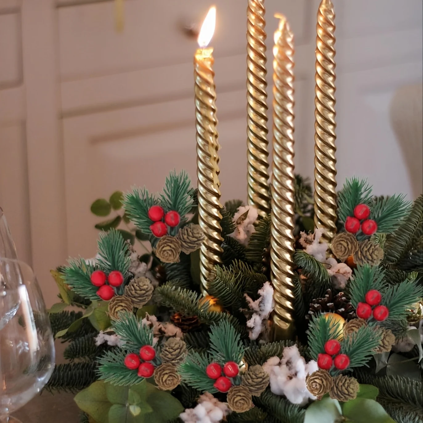 12/24pcs Christmas simulation pine branches, red fruits, pine cones, accessories, holiday handmade decoration small plugin view 4