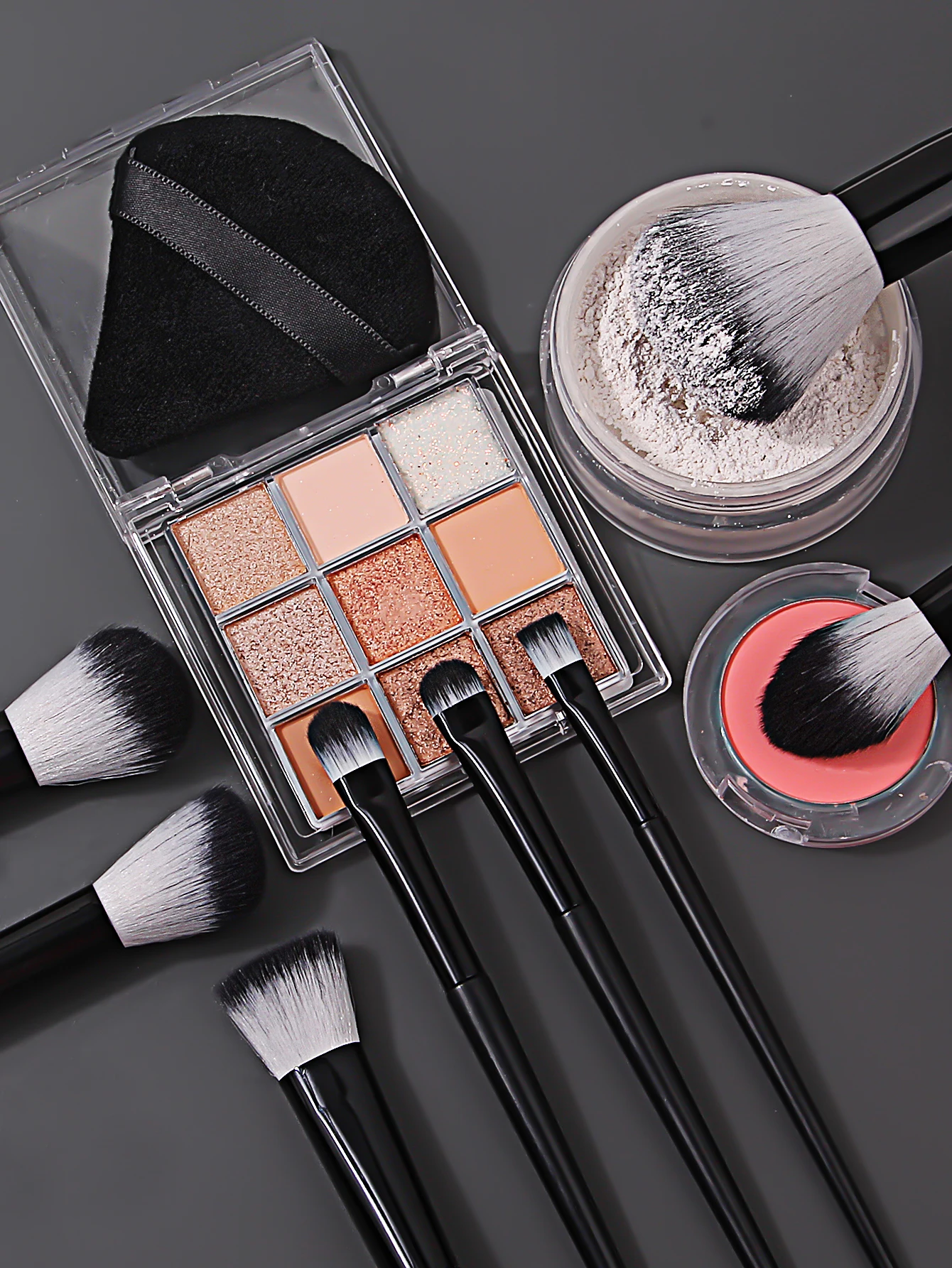 Juego de brochas de maquillaje de alta calidad, 17 Uds., brocha de maquillaje multifuncional suave + esponja de maquillaje de doble uso seca y húmeda, esponja para polvo de huevo