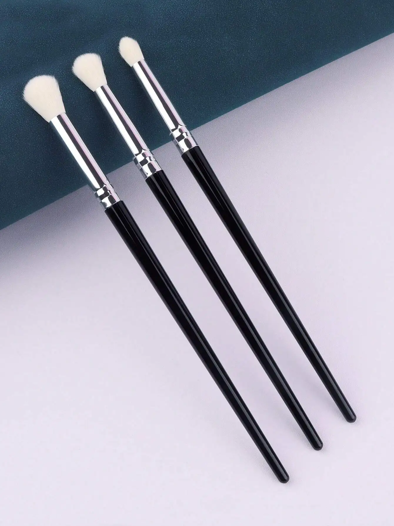 Juego de 8 brochas de maquillaje color oro champán, juego de brochas de maquillaje de cerdas suaves, brochas para maquillaje de ojos, brocha para difuminar sombras de nariz para principiantes, brocha delicada para delineador de ojos, brocha para cejas de punta fina, juego de herramientas de maquillaje, brocha para cejas, brocha para sombras de ojos
