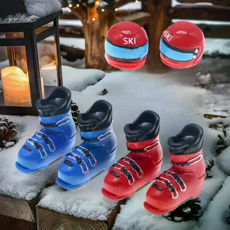 

Миниатюрная зимняя лыжная сцена, декор для кукольного домика с коньками и лыжными шапками масштаба 1:12