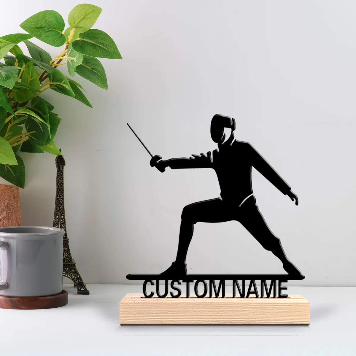 1 Stück personalisierte Cartoon-Fecht-Metallstatue, Geschenk für Sportbegeisterte mit Holzsockel, perfekt für Schlafzimmer, als Erinnerungsstück