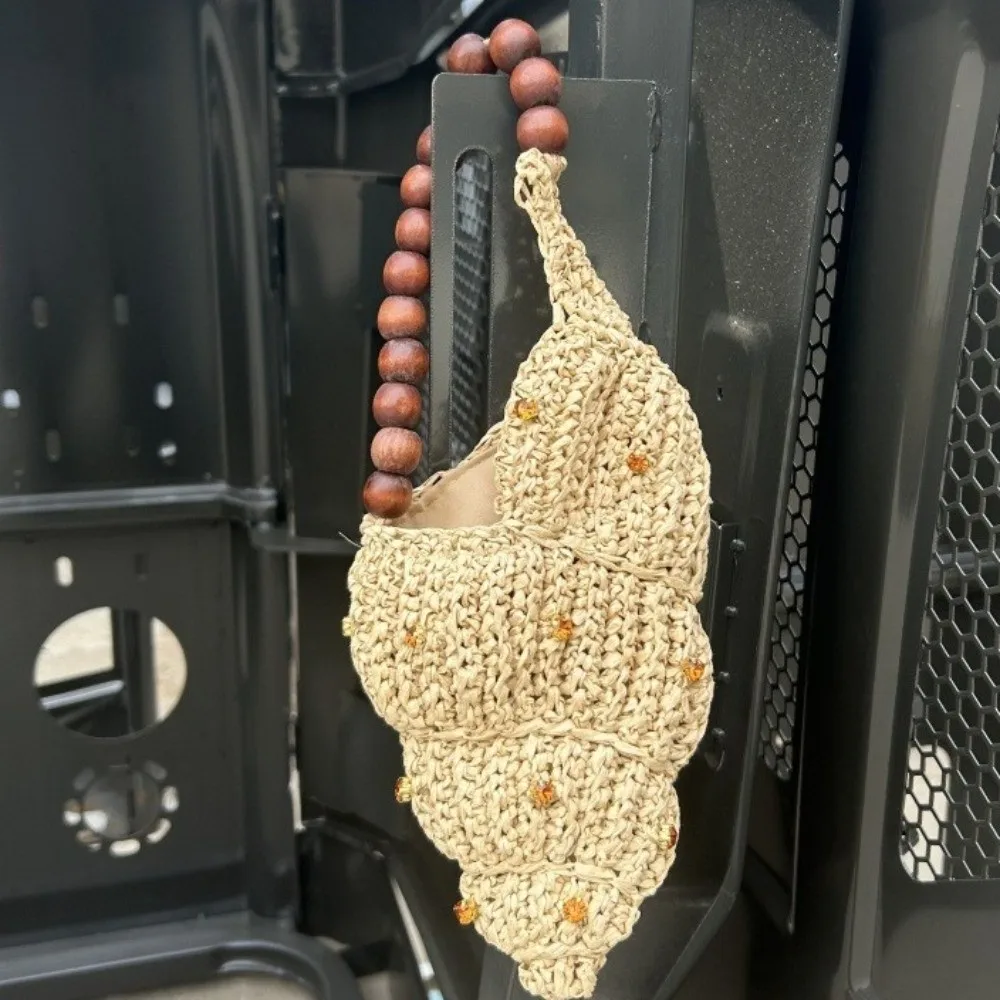 Pastoral Style Wood Woven Handbag Beading Strap Large Capacity Rhinestone-Inlaid Conch Bag Lightweight Cute Straw Bag Beach