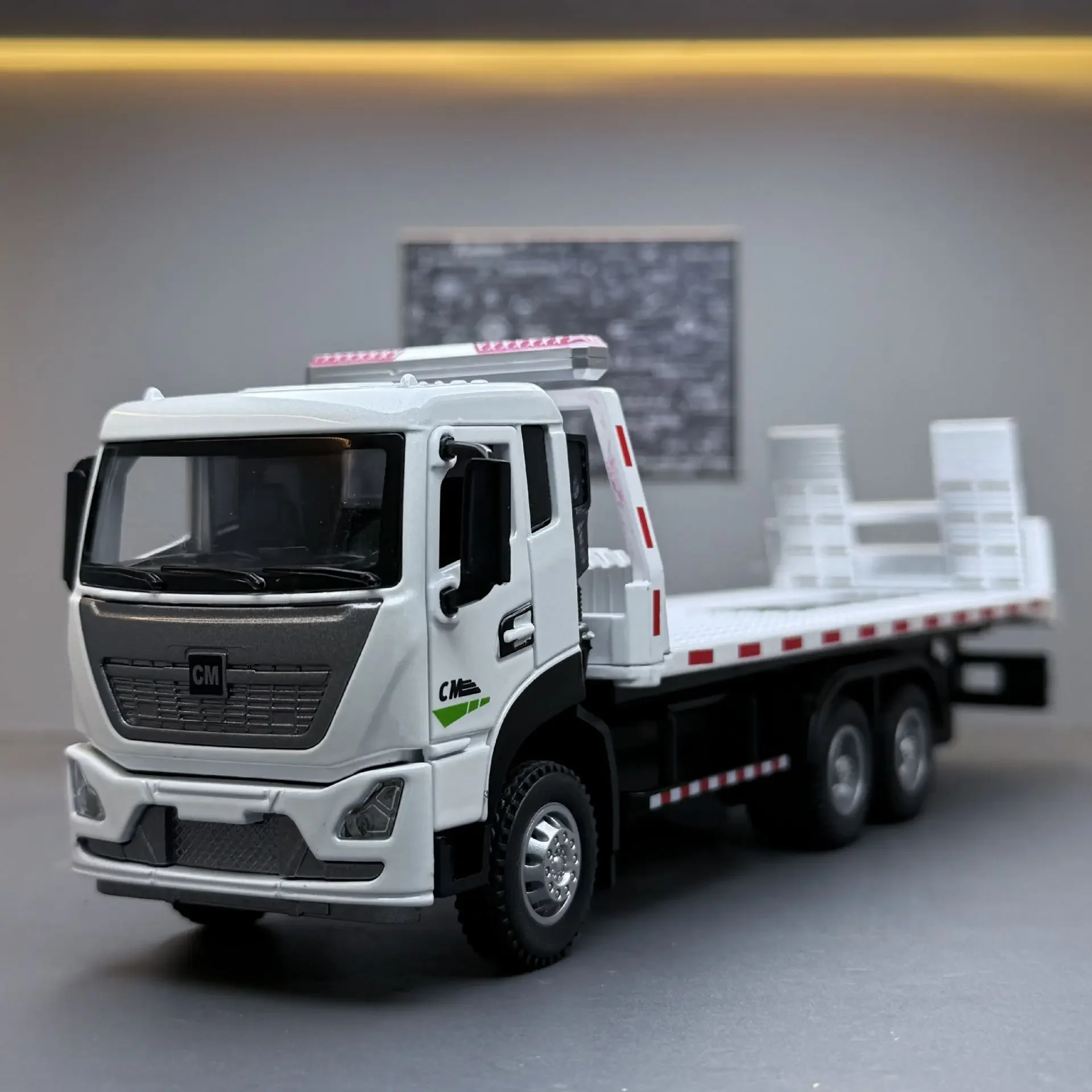 1:32 Scale Roadside Assistance Vehicles Cars Models Toys Alloy Diecast Wheel Pull Back Miniature Flat Car Perfect Gifts for Boys