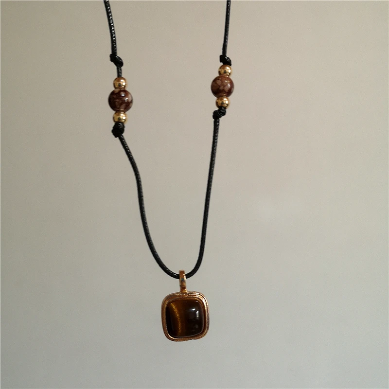 Vintage Leder braun Stein Sonne Anhänger Perlen Halsband Schlüsselbein Kette Halskette für Frauen einzigartige Y2K personalisierte Grunge Schmuck
