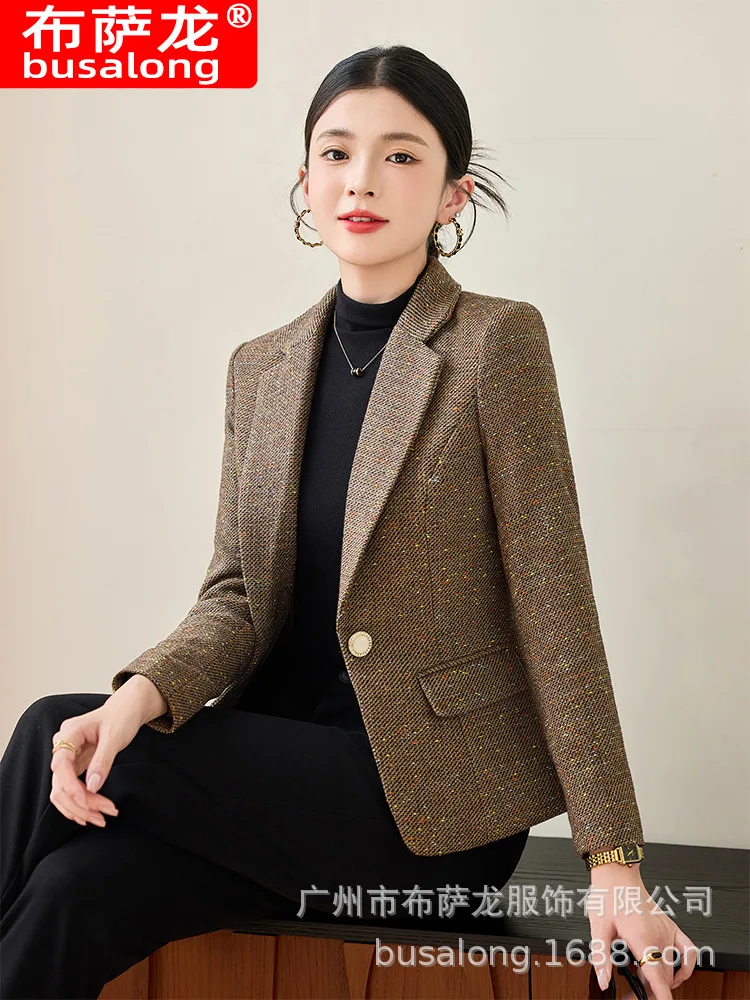 

2025Новый стильный модный костюм, повседневный женский профессиональный пиджак с длинными рукавами, официальная женская одинарная куртка, рабочая одежда8136
