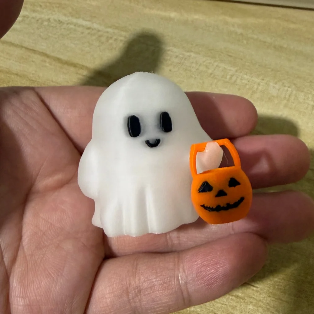 2026 Halloween-Dekoration Kleine Leuchtende Geisterfigur für Süßes oder Saures Schreibtischdekoration Gruselige Heimdekoration Einzigartiges Geschenk – Detail 6