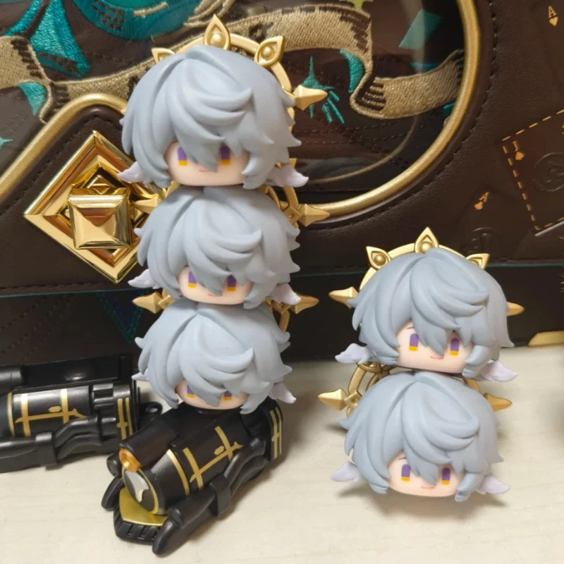 

Новый Mihoyo V3, официальная подлинная штабелируемая фигурка Honkai Star Rail, модная слепая коробка, игрушка, фигурка, украшение для рабочего стола, подарочный орнамент