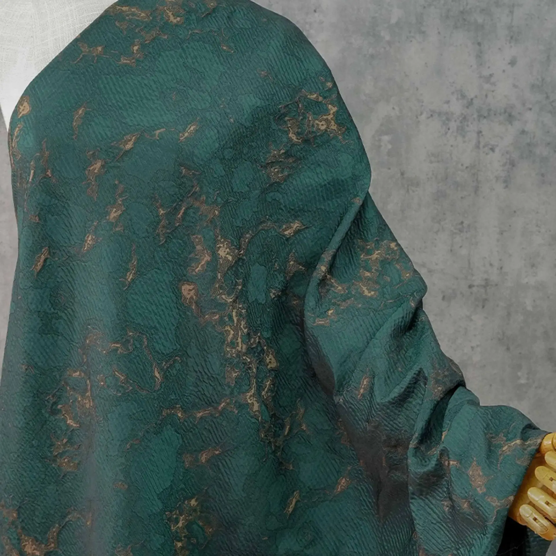 

Chinese Style Green Brown Irregular Moss Texture Jacquard Fabric Retro Women's Dress Skirt Bag Yarn Dyed Sewing Fabric