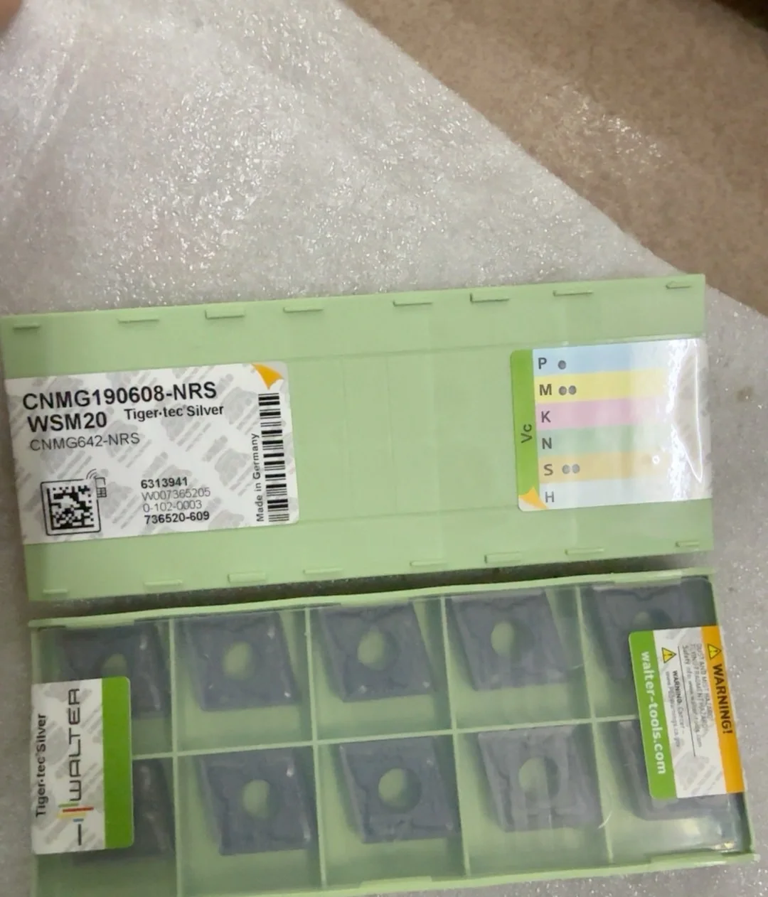 

Hard alloy cutting blades CNMG190608-NRS WSM20