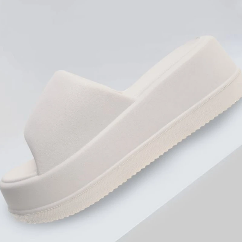 Summer Thick Sole Elevated Women\'s Slippers New Soft Sole Slippers Home Bathroom Cool Slippers Thick Sole Anti Slip Slippers