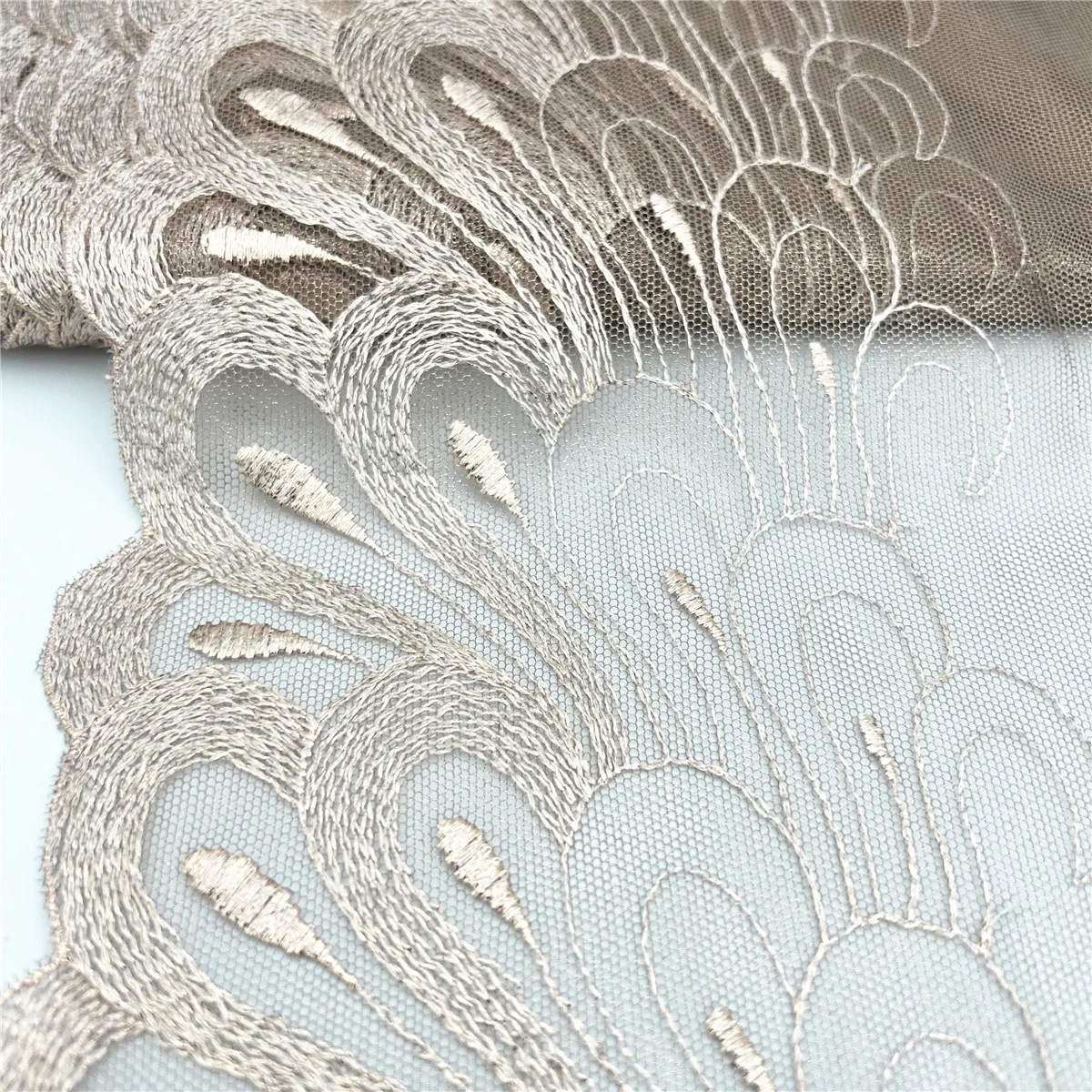 3y/lot 24cm Apricot Shimmer Embroidery Lace Trim For Clothing Accessories Dress Sewing Applique Costume Lace Fabric Wedding