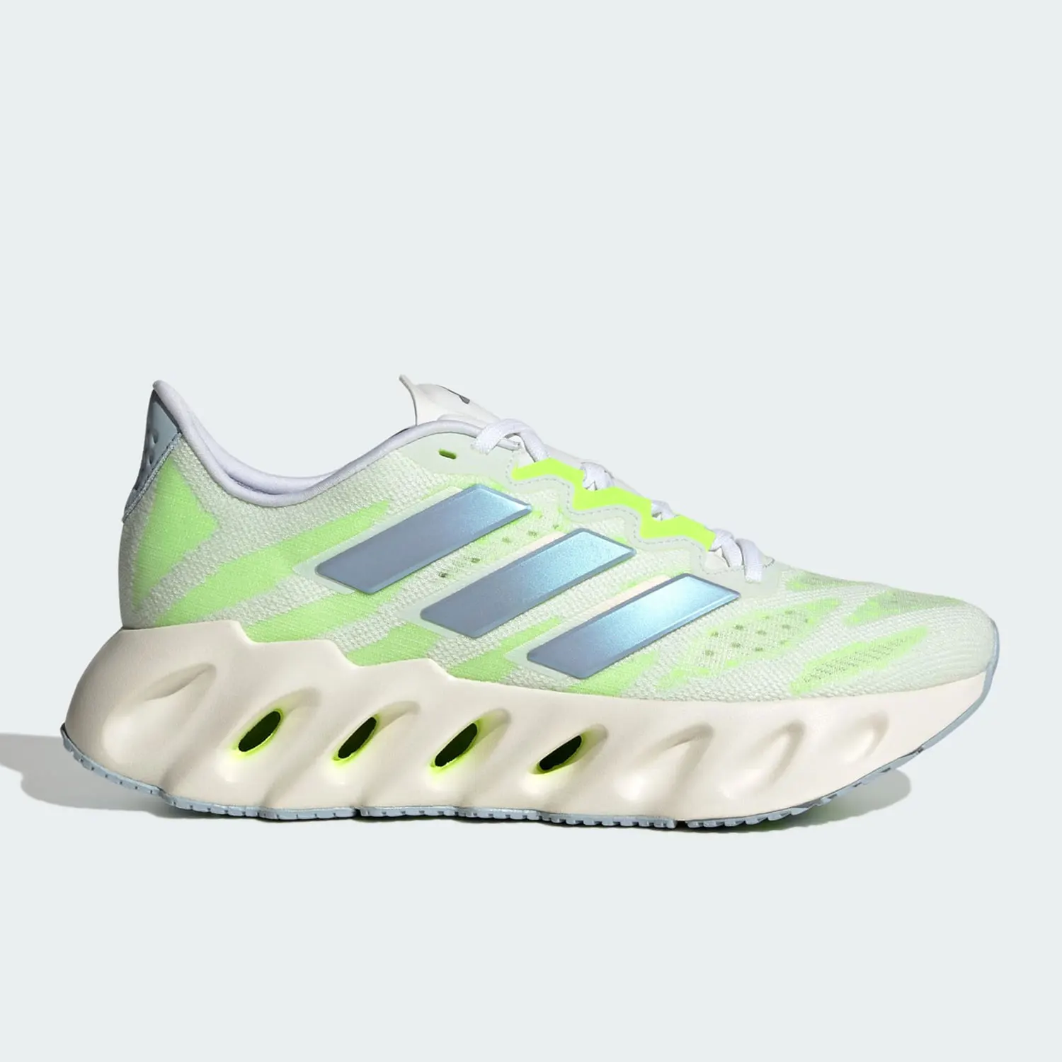 

Adidas Authentic witch Fwd Women's Lightweight Breathable Sports Running Shoes FZ5685