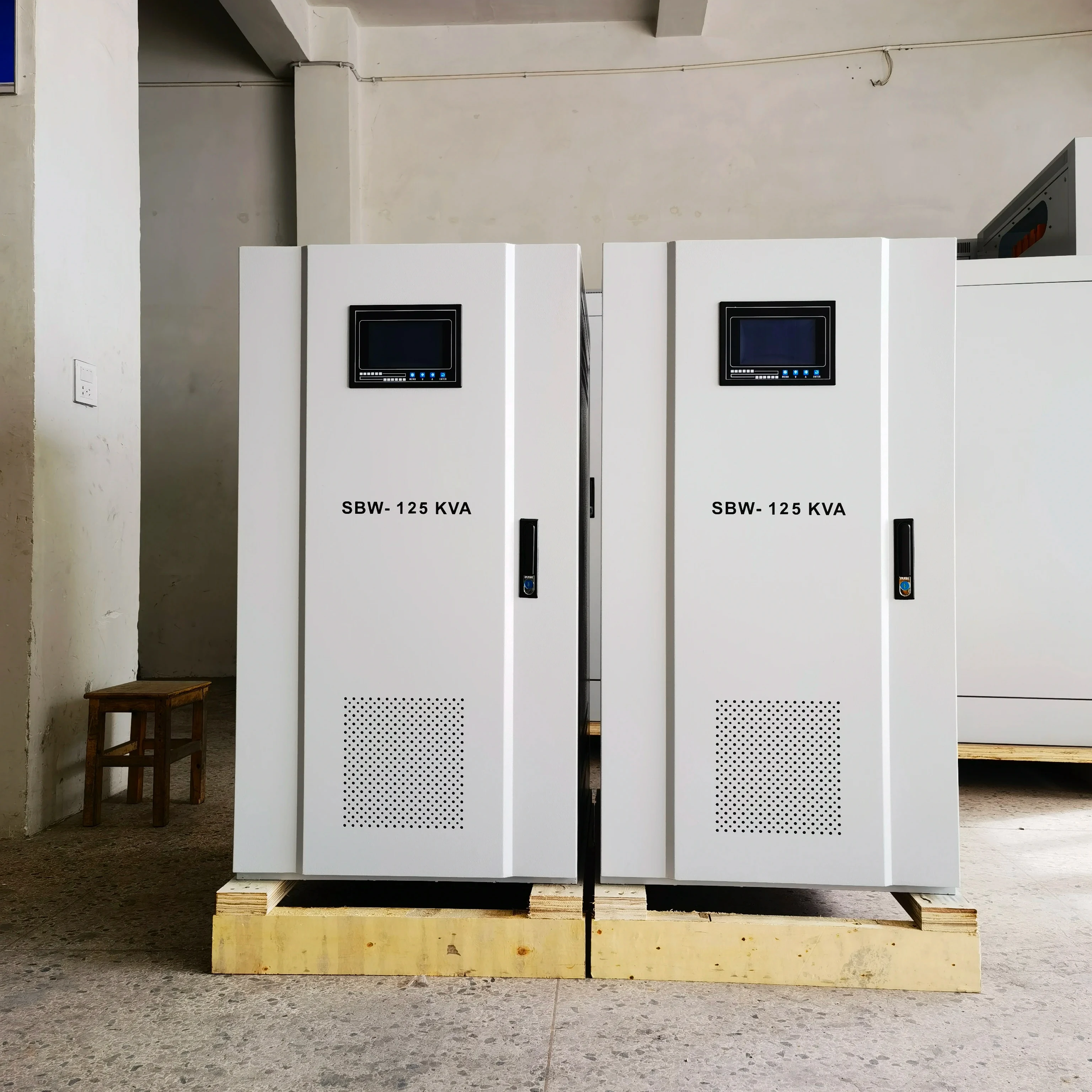 SBW Three Phase Ac 380v 200kva 300kva 400kva Automatic Voltage Regulator All Copper Pillars Uniformly Adjust Voltage Stabilizer