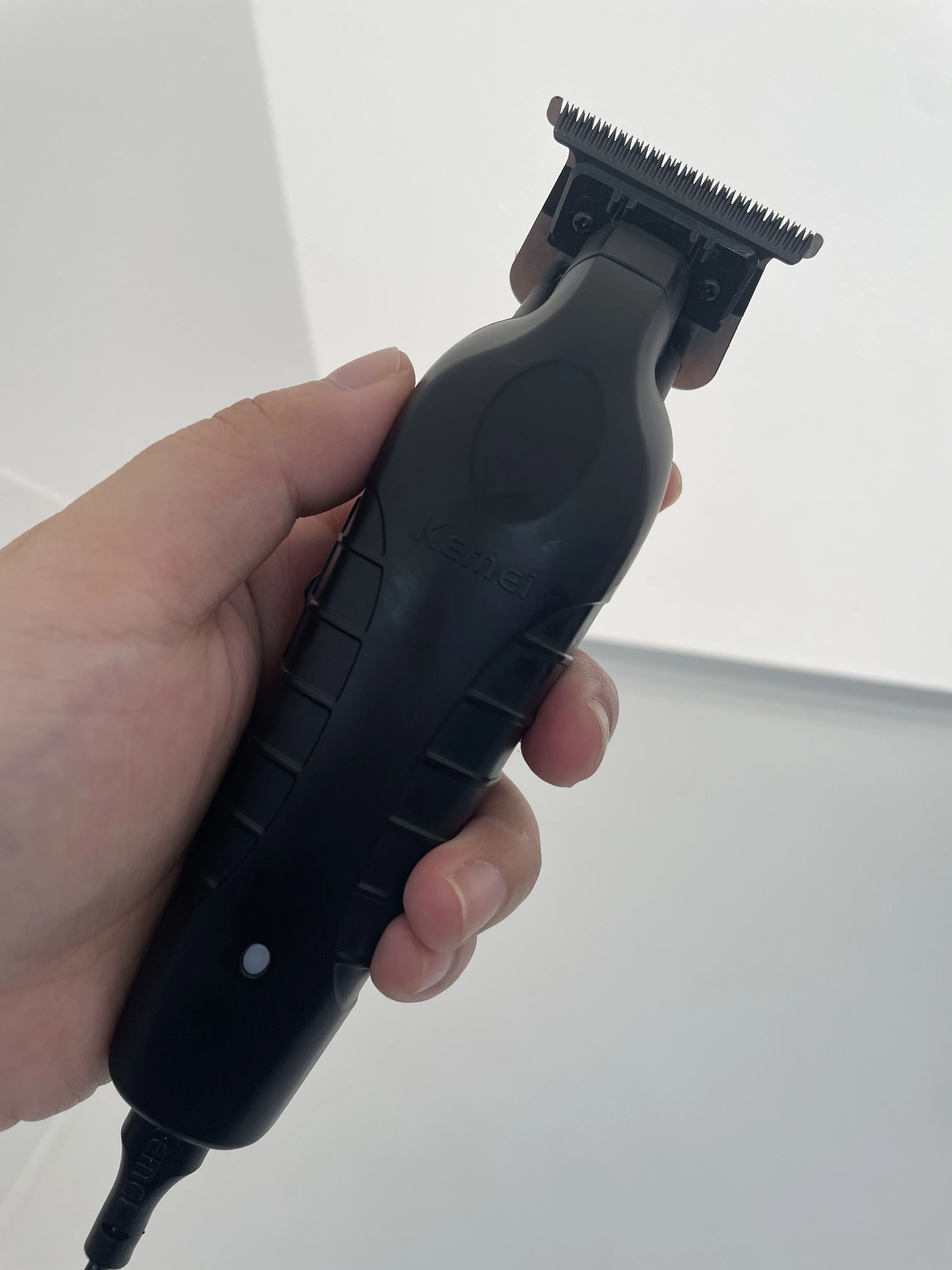 Kemei 2299 Barber Akku-Haarschneider 0 mm Zero Gapped Carving Clipper Professionelle elektrische Finish-Schneidemaschine – Detail 2