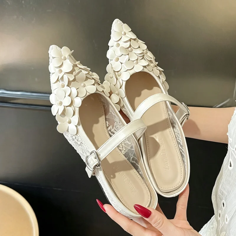 Escarpins de luxe brodés à mot - Floral Summer Dress avis et prix