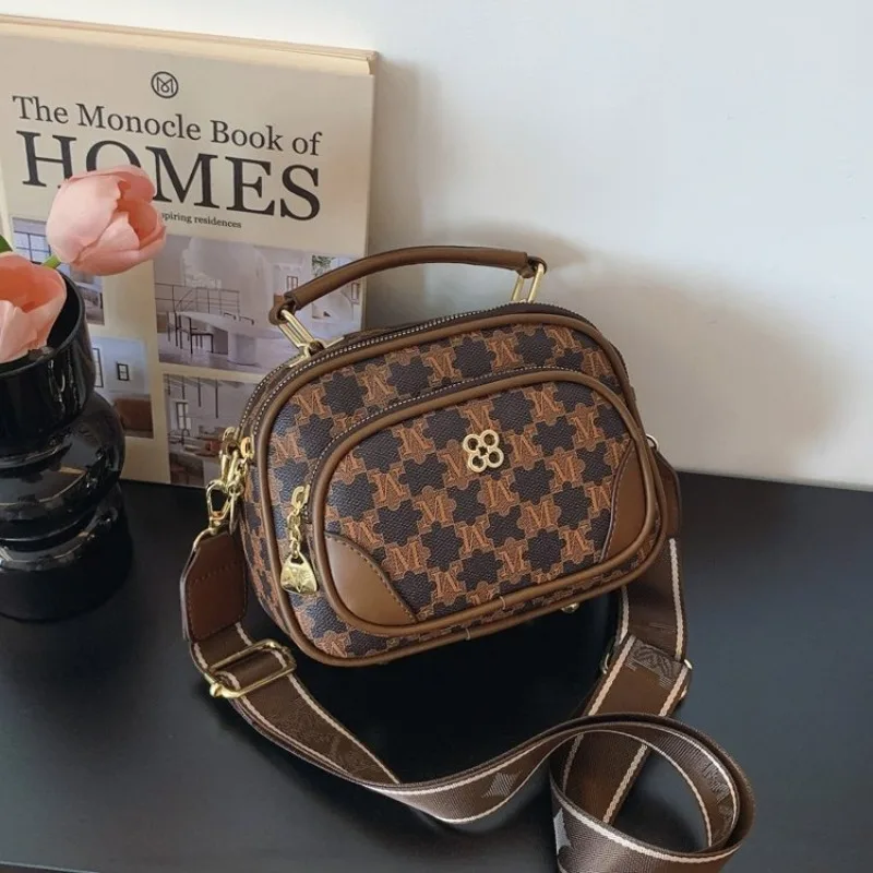 

Practical Zip Top Closure Handbag For Women Secure Underarm Shoulder Bag For Urban Commuting Safety