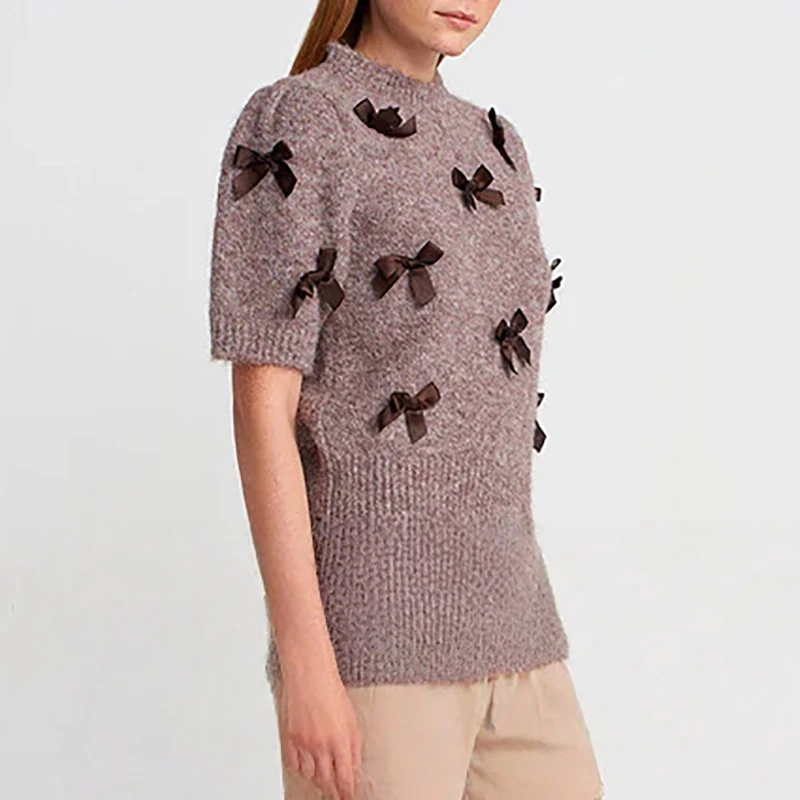 여성 캐주얼 반팔 솔리드 투피스 세트 우아한 리본 장식 포켓 수트 패션 O넥 풀오버 니트 & 새틴 스커트 세트