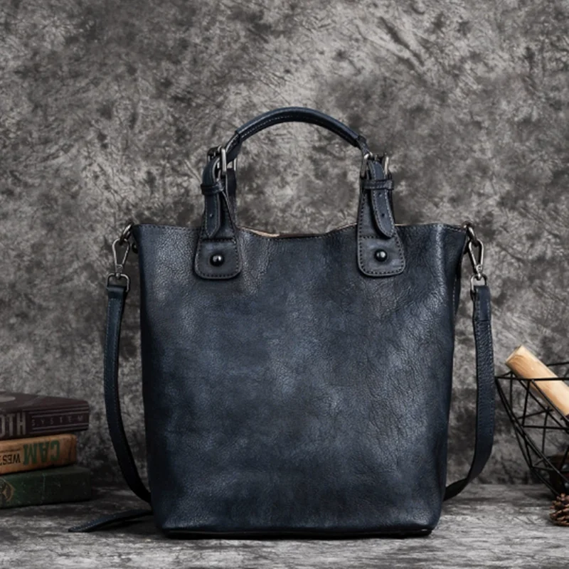 

New 2025 Cowhide Women's Bag Retro Style Leather Shoulder Bag Vintage Female Messenger Bags multifunctional luxury handbag