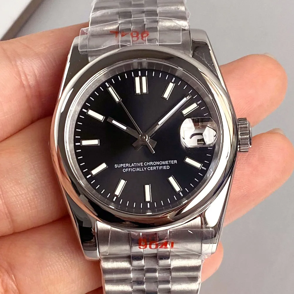 Orologio da uomo con movimento meccanico automatico giapponese NH35A con quadrante nero impermeabile da 200 m in vetro zaffiro rotondo personalizzato