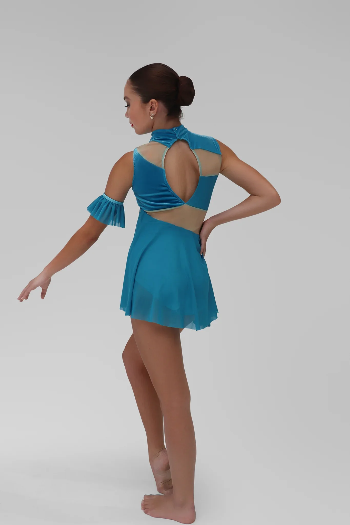 

Профессиональные костюмы для джазовых латинских танцев по индивидуальному заказу, женская танцевальная одежда любого цвета, блестящая тренировочная юбка с блестками