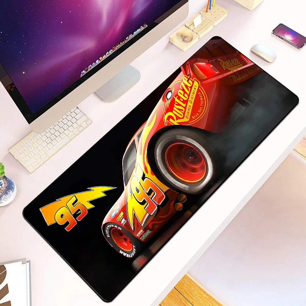 Imagem -05 - Disney Carros Relâmpago Mcqueen Mousepad Impressão Jogadores de Computador Borda de Bloqueio Antiderrapante Mouse Pad Xxl90x40cm Teclado pc Mesa Almofada