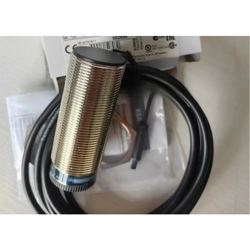 Inductive Speed Measurement Proximity Switch XSAV11801 XSA11373 XSAV12801 XSAV12373