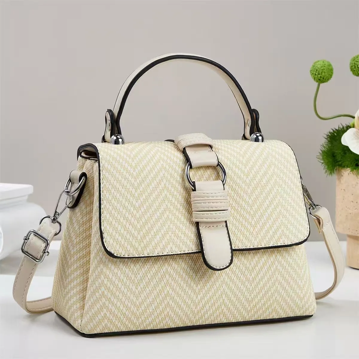 

Women's New Korean Style Small Bag - Luxury Texture Sleek Versatile Large Capacity Shoulder & Crossbody Bag