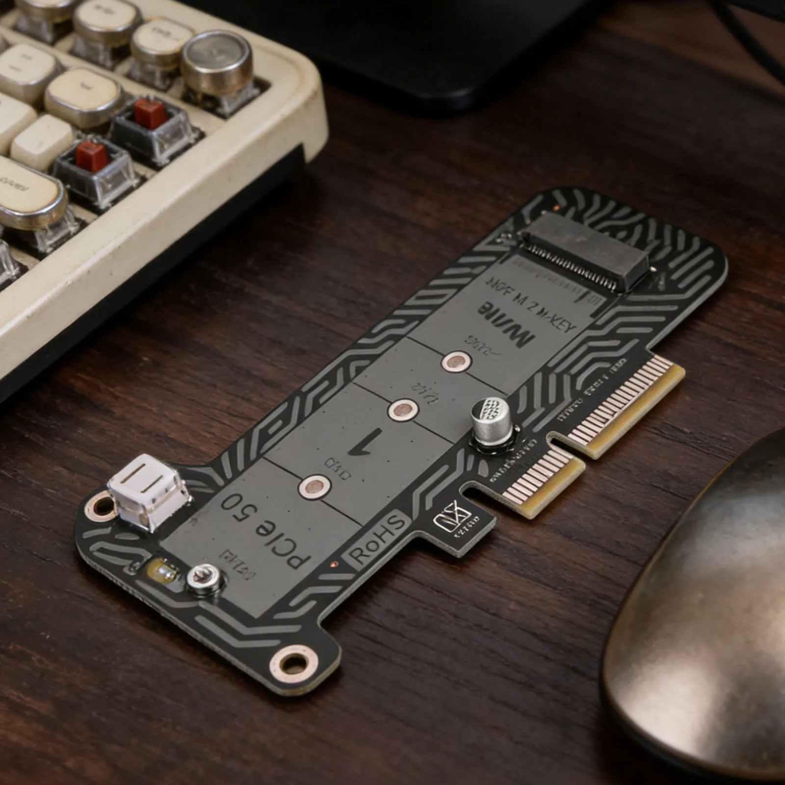 

Карта расширения PH4215 Ultra Speed 128Gbps PCIe 5.0 для M.2 NVMe SSD, поддержка SSD-накопителей 2230, 2242, 2260, 2280 (не для SATA)