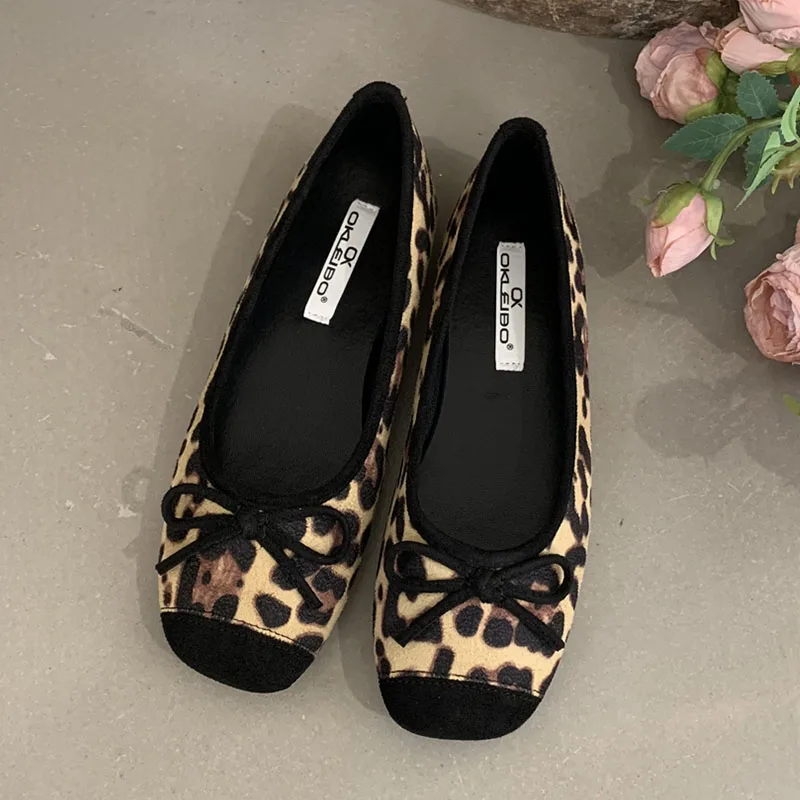 2024 Leopard Brown Women Flats Shoes Brand Designer Mary Janes Shoes donna Round Toe mocassini in pelle giapponese Mujer