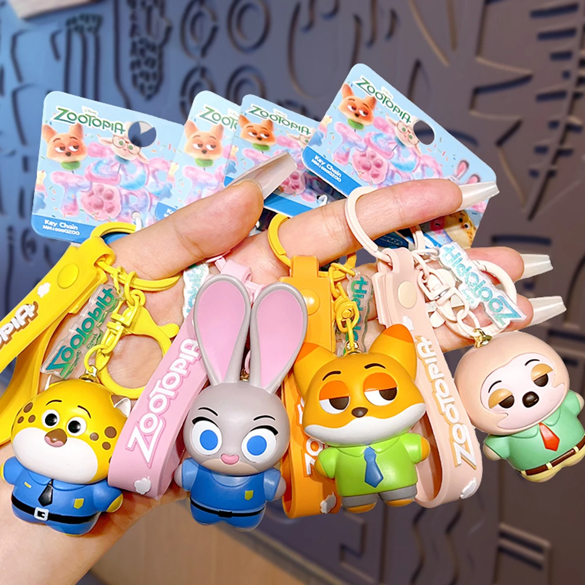 �y�Z�[�����z1 �̃f�B�Y�j�[�L�[�`�F�[���{�[�C�A�Y�[�g�s�A���e�[�}�ɂ����y���_���g�L�[�`�F�[���A�L�[�����O���z�o�b�N�p�b�N�L�[�A�N�Z�T���[���X�g�o���h