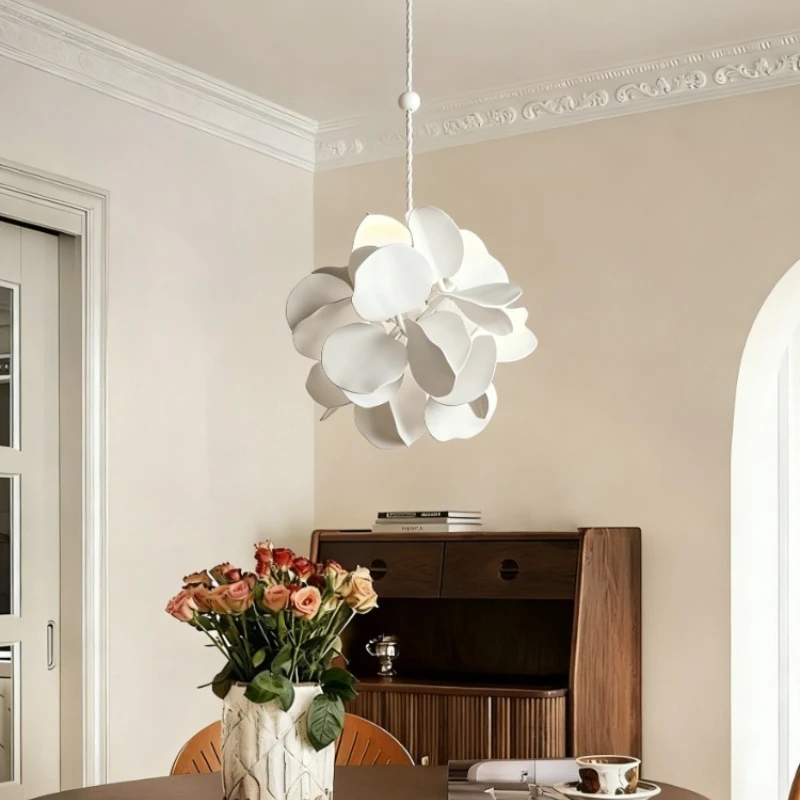 

Французские подвесные светильники в стиле ретро, дизайнерская люстра из белой смолы, светодиодные лампы для гостиной, дома, спальни, обеденного стола, светильники