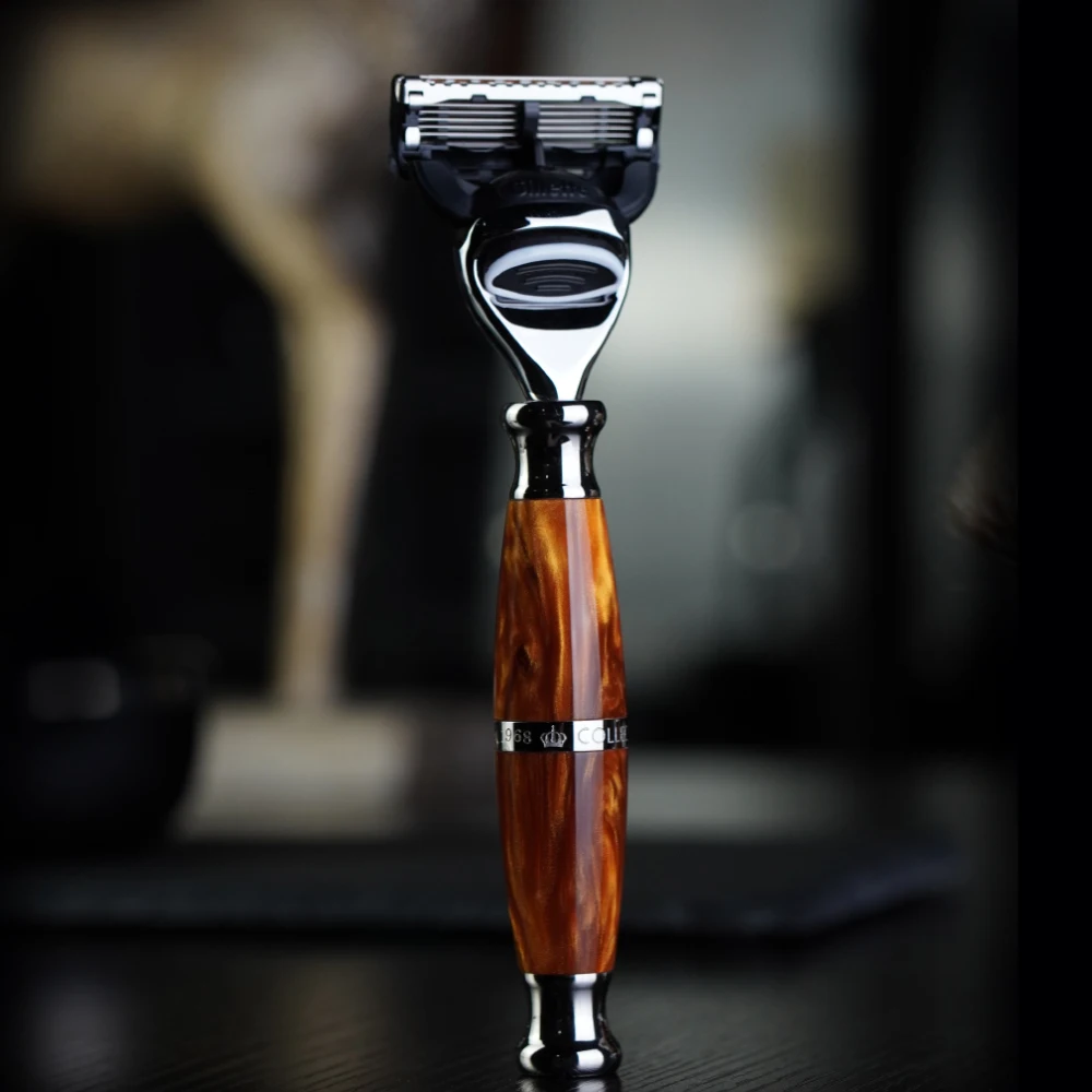 Safety razor men shaving replaceable blade