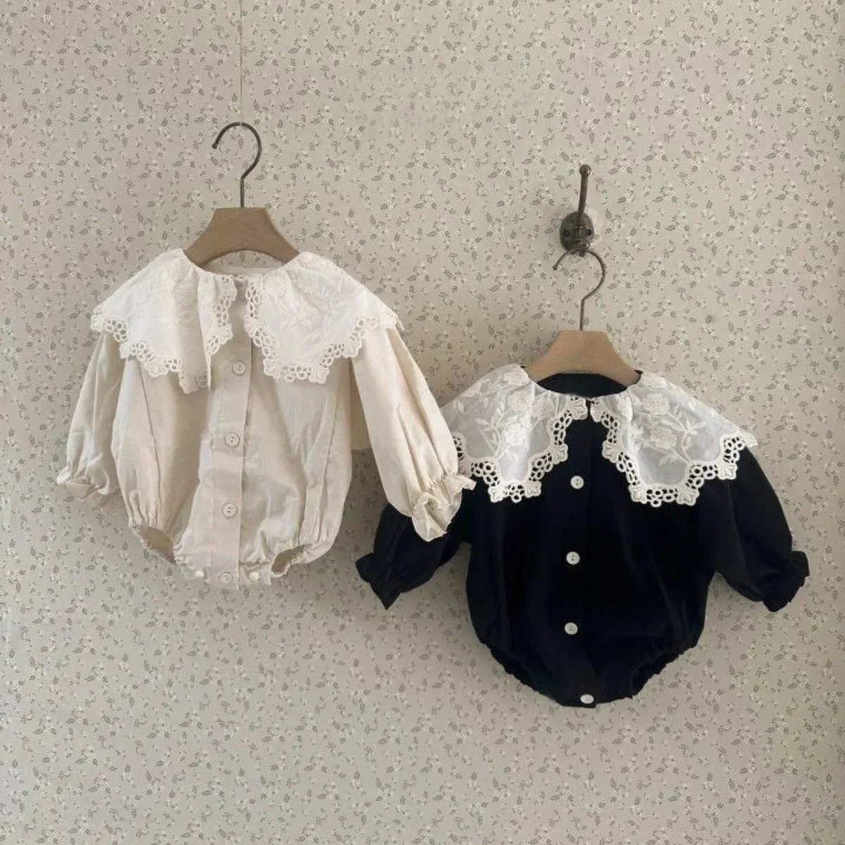 2025 Autumn New Baby Long Sleeve Bodysuit Cotton Loose Infant Girl Lace Large Lapel Jumpsuit Solid Toddler Clothes 0-24M