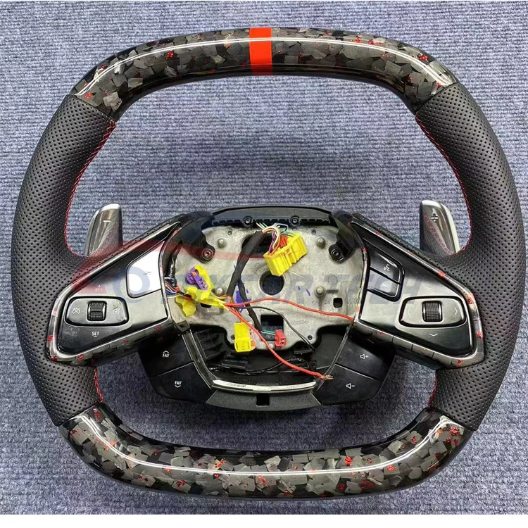 ل تشيفي كورفيت C8 C6 C7 C5 ألياف الكربون عجلة القيادة الكانتارا مجداف شيفتر LED RPM المقاود