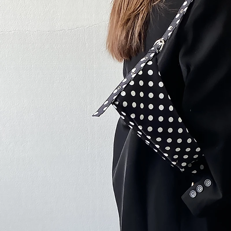 حقائب نسائية مربعة منقطة خفيفة الوزن ذات سعة كبيرة حقيبة كتف كاجوال للنساء حقائب يد بسحاب متعددة الاستخدامات