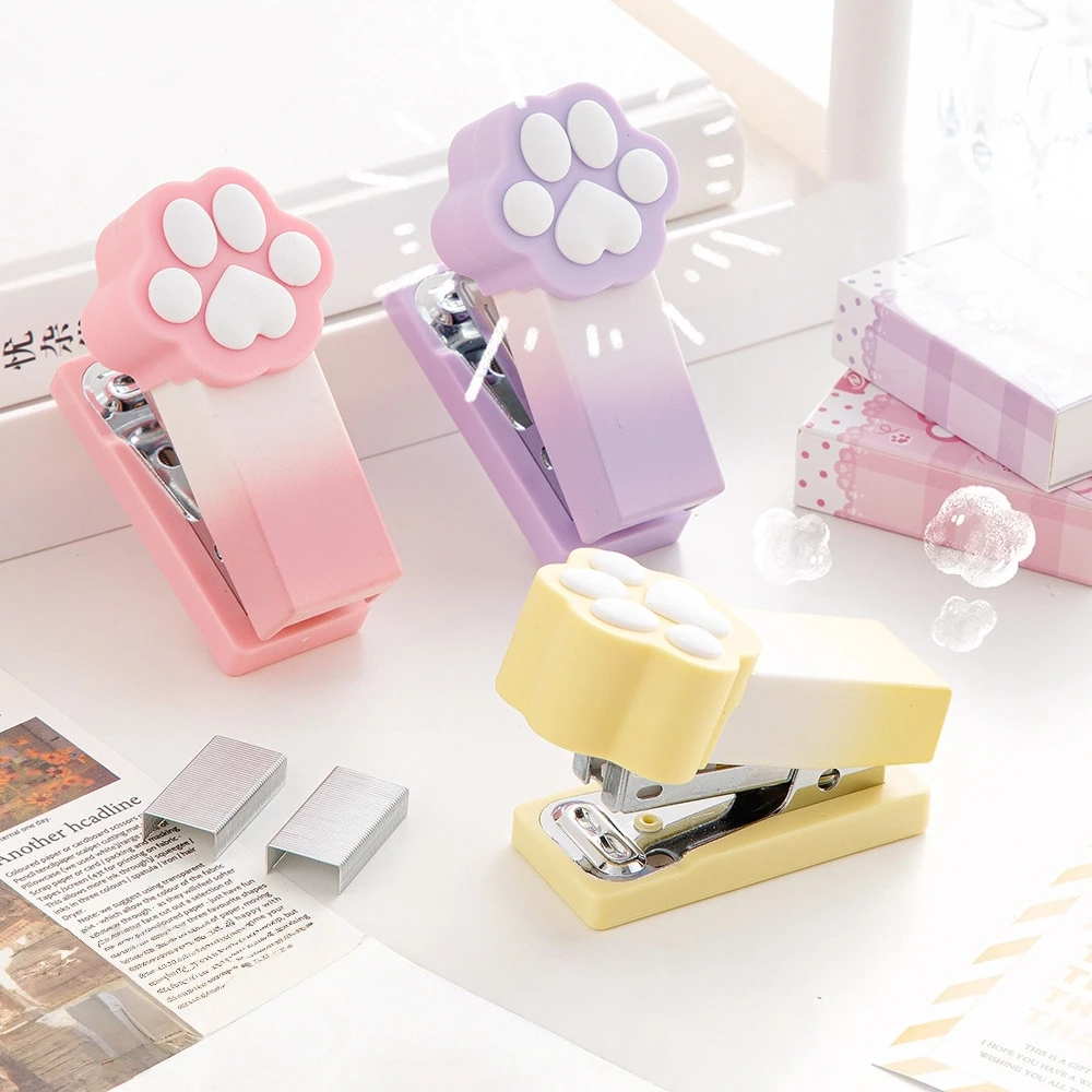 1 Set of Gradient Cat Paw Mini Stapler + 400pcs Staples Labor-saving Cartoon Kitty Metal Bound 24/6 Staples Standard A7973