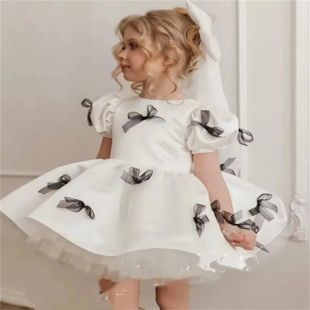 

Puffy Flower Girl Dress Scoop Neck Puff Girls Party Dresses for Wedding Short Sleeves Satin Kids Christmas Ceremonial Dress