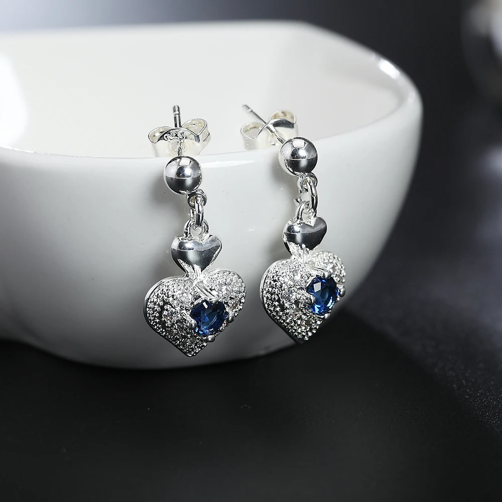 Nieuwe 925 sterling zilveren oorbellen voor elegante damessieraden All-match blauwe zirkoon hart Moederdagcadeaus