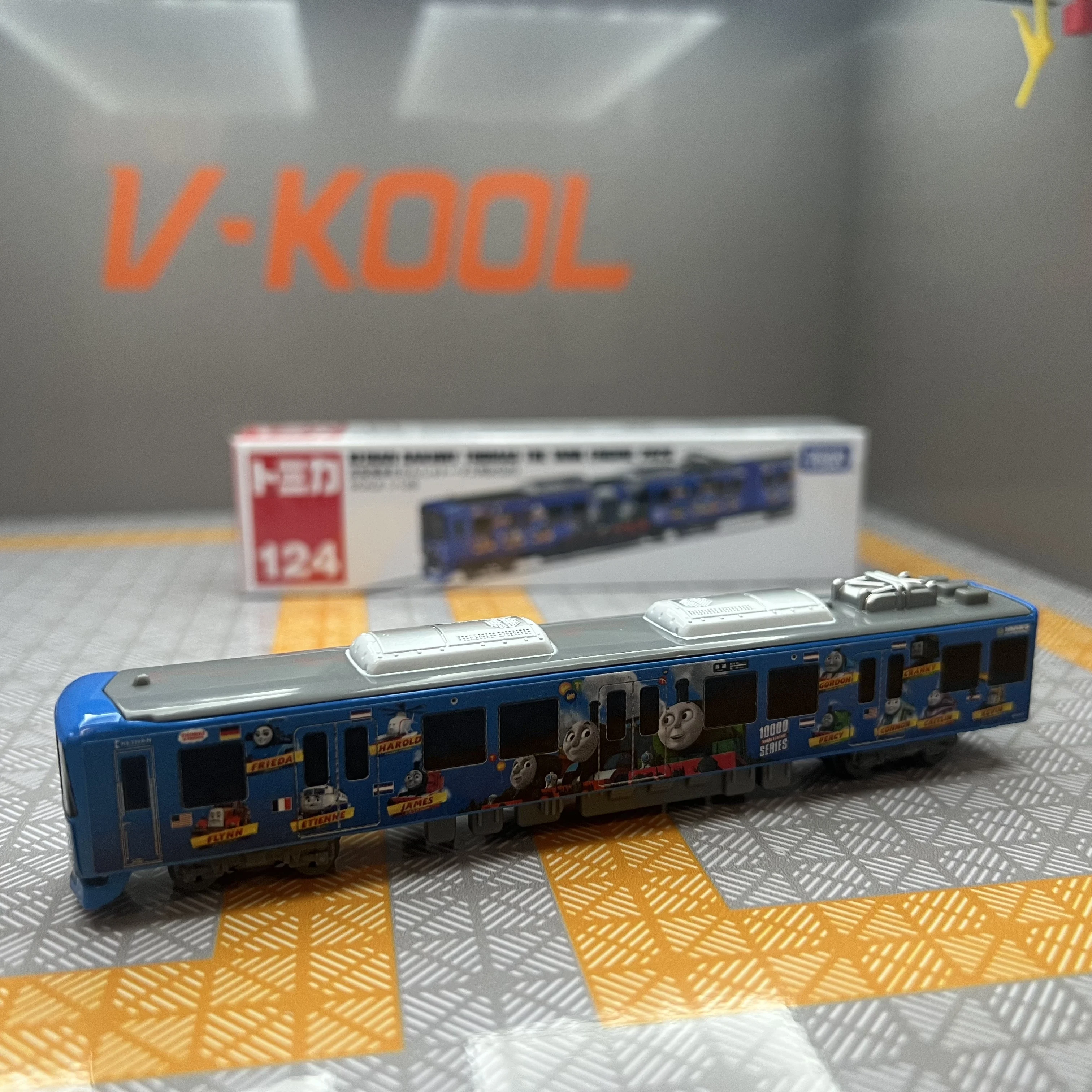 Takara Tomy Tomica Tipo largo Tomica No. 124 Keihan Tren Thomas el motor de tanque 2020 Vehículo de aleación Modo de metal fundido a presión