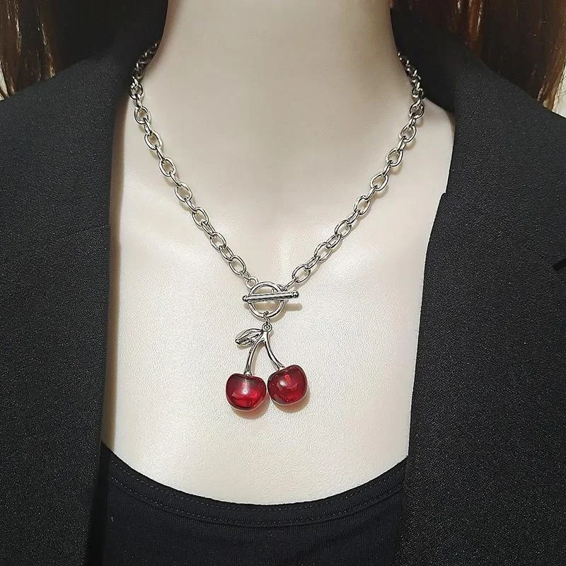 Czerwony wiśniowy czarny obojczyk letni naszyjnik koreańska Retro łańcuszek z wisiorem ozdoby akcesoria mody dla kobiet kreatywne prezenty