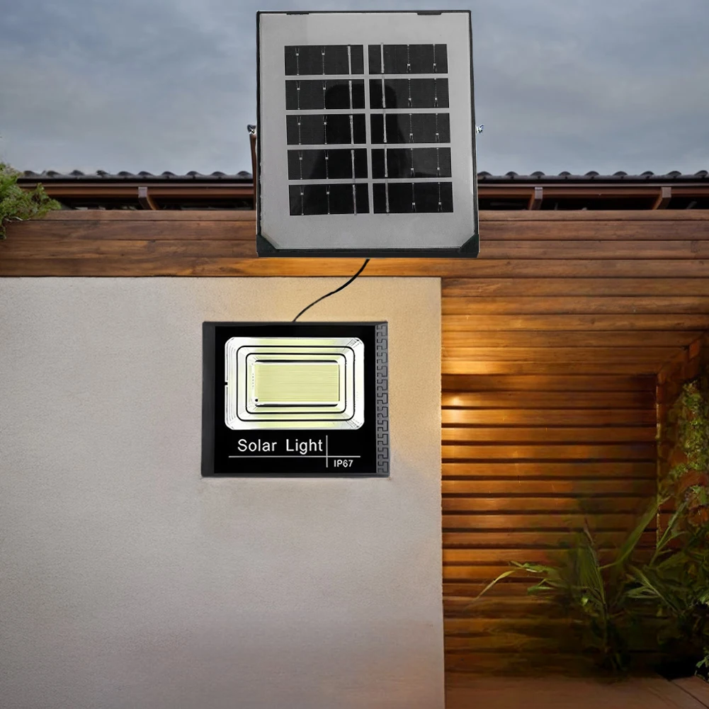 

Solar Powered Wall Floodlight IP67 Waterproof Wall Lamp Auto-On Smart Wall Light Light Sensor Spot Lights for Patio Path Yard