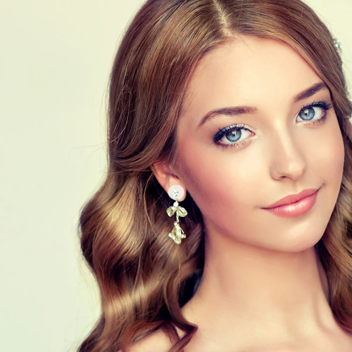 

200 шт. прозрачных пластиковых заглушек для серег: фиксаторы для висячих серег, пусет и колец, заменяющие стопперы и застежки для ушей