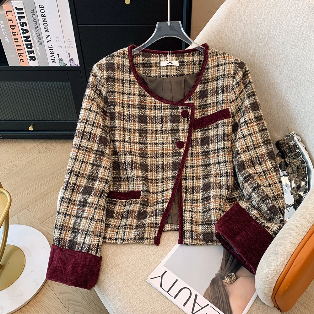 

Spring and autumn plus size women's casual tweed coat loose and comfortable long sleeve V-neck blouse 2024 new clothing large