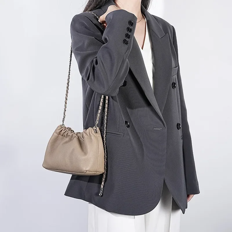 

Women’s Genuine Cowhide Dumpling Crossbody Bag Soft Leather Drawstring Armpit Cloud Pleated Chain One-Shoulder Motorcycle Bag