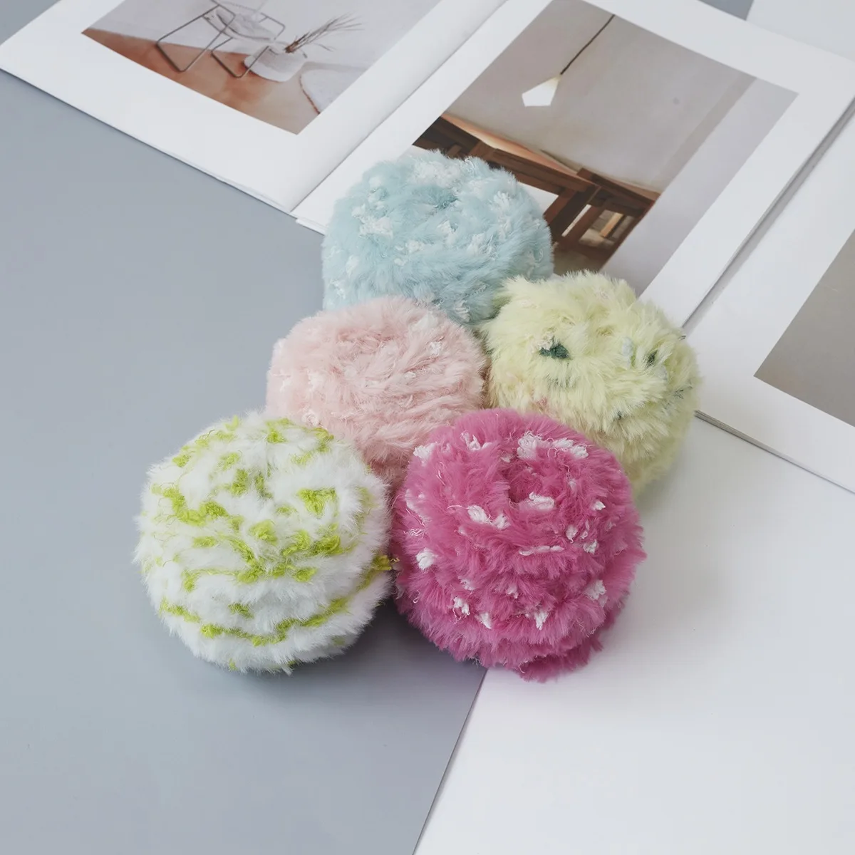 100g25mm Feature Hand Mixed Yarn Fur Yarn Fishtail Yarn Hand Crochet Yarn Ball Clip Thread