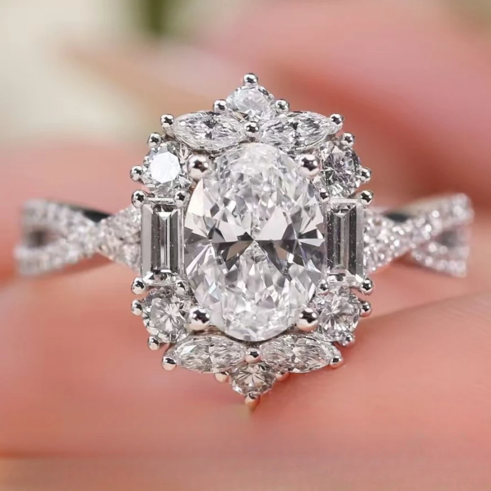 

Luxury Pigeon Egg-Shaped Pure Silver Moissanite Women's Ring (with Gift Box)