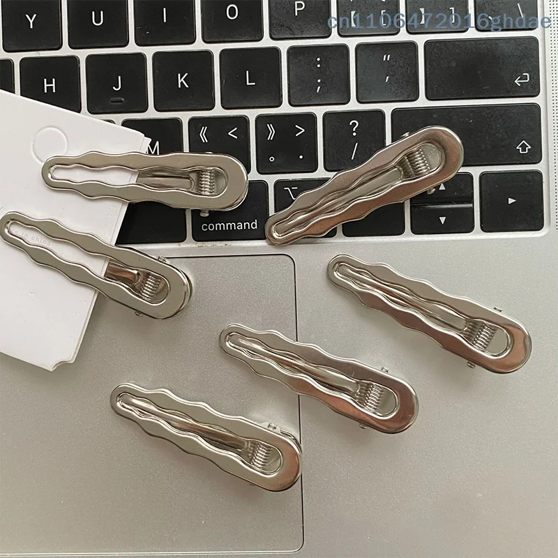 Silberfarbene Metall-Haarklammern für Mädchen, gewellte Punk-Haarspangen, Haarschmuck für Frauen, Haarstyling-Werkzeuge, Haar-Accessoires.