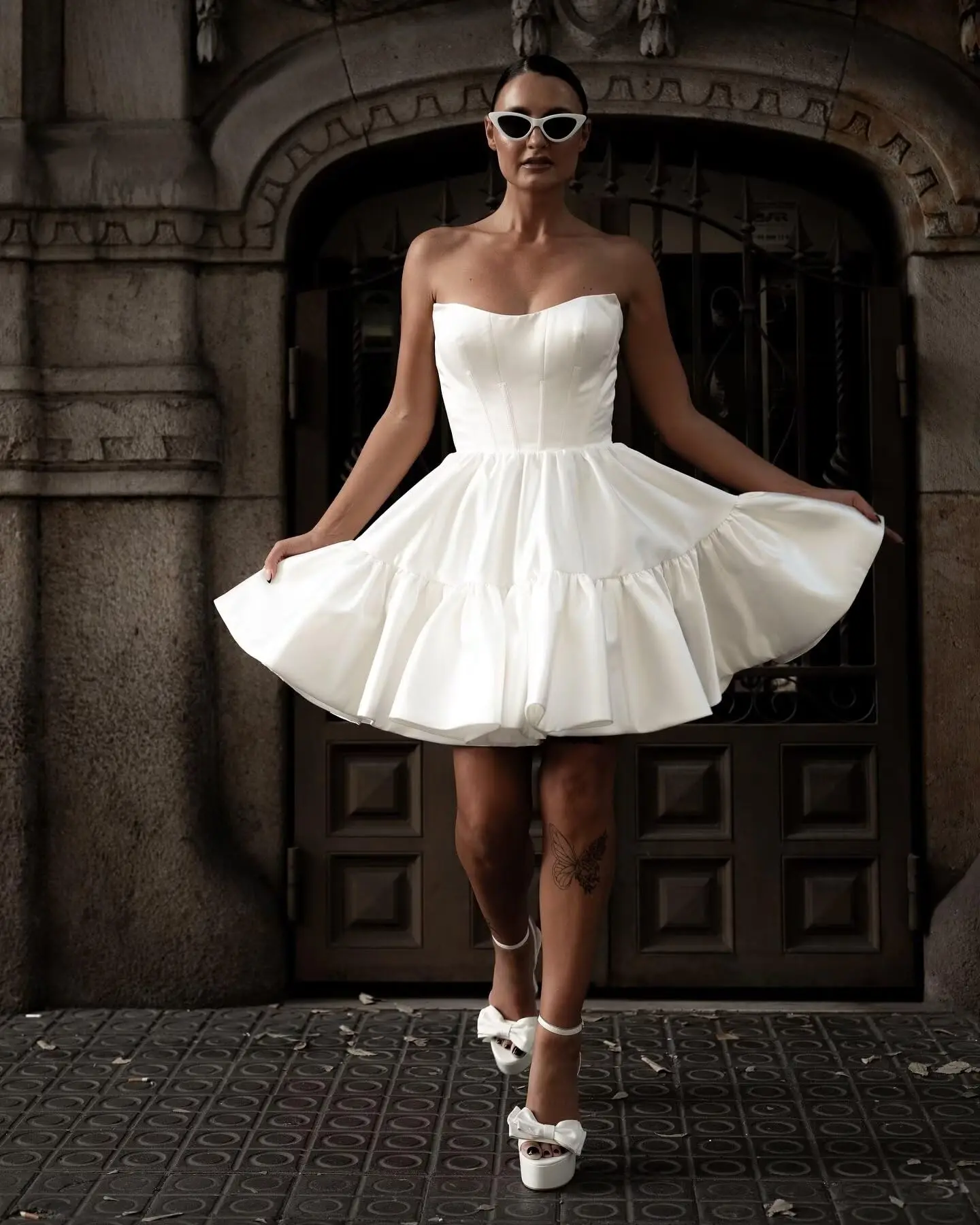 

Женские атласные платья для встречи выпускников с корсетом, короткие платья для выпускного вечера без бретелек для подростков, вечерние бальные платья трапециевидной формы